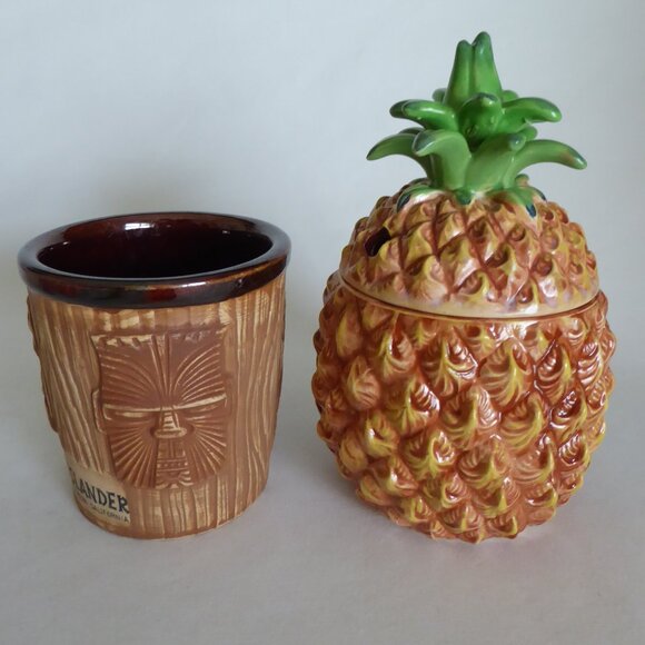 NEW ISLANDER STOCKTON CA LIDDED PINEAPPLE & RUM BARREL CERAMIC MUG LOT - Picture 1 of 14